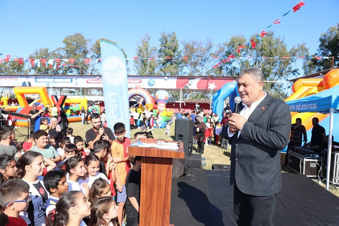 Aksu'da 29 Ekim Cumhuriyet Bayramı Çocuk Şenliği ile Kutlandı