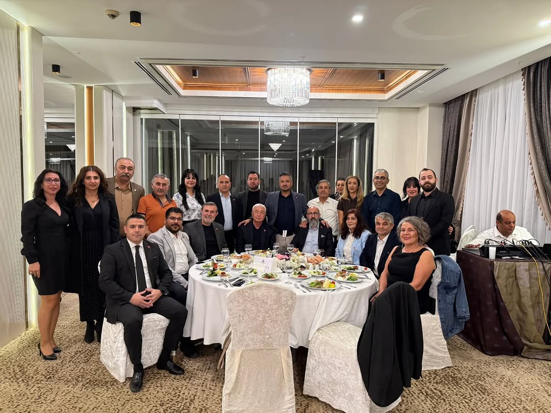 CHP Antalya İl Başkanı Nail Kamacı, Alevi Kültür Derneği'nin Burs Yemeğine Katıldı