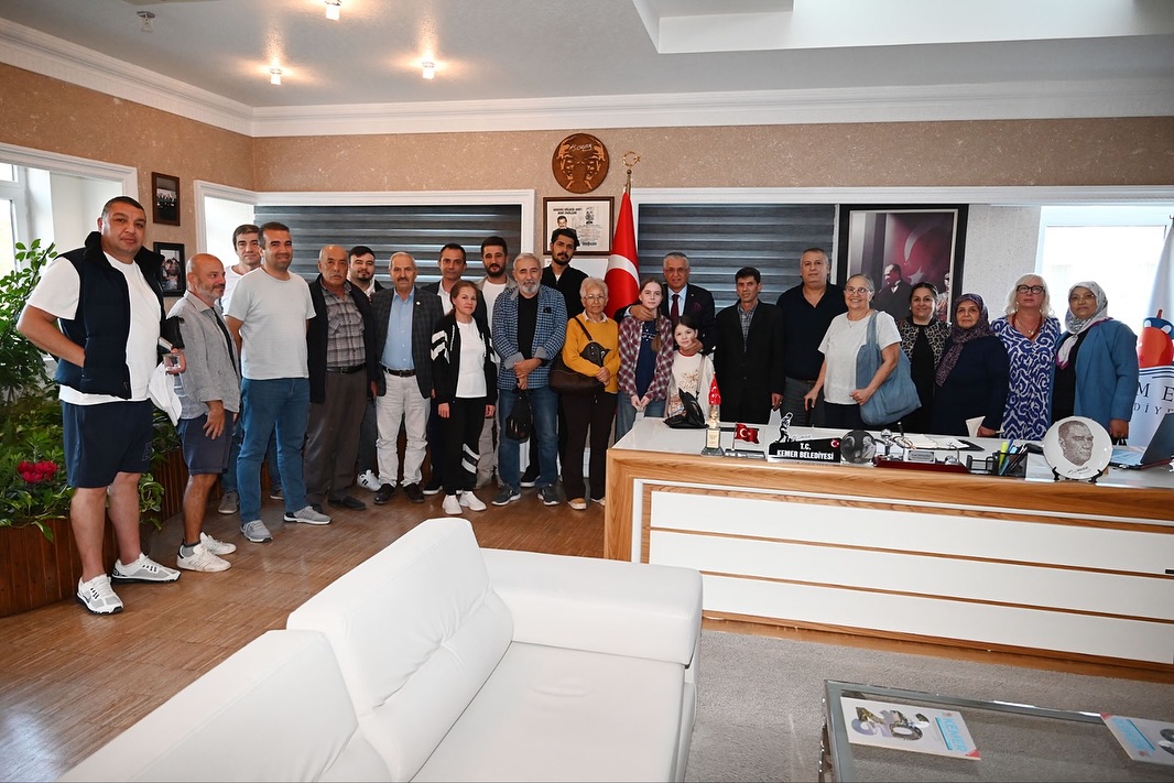 Kuzdere Halkından Başkan Topaloğlu'na Teşekkür Ziyareti