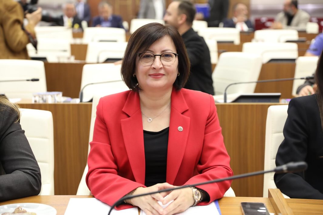 Antalya Büyükşehir Belediyesi Kasım Ayı Meclisi Antalya'da Gerçekleşti