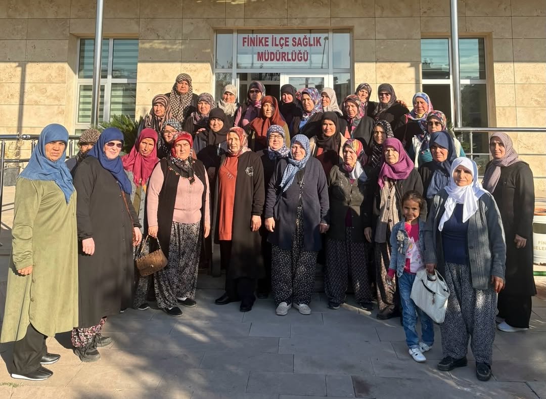 Elmalı Belediyesi ve İlçe Sağlık Müdürlüğü'nden Kadınlara Ücretsiz Kanser Taraması