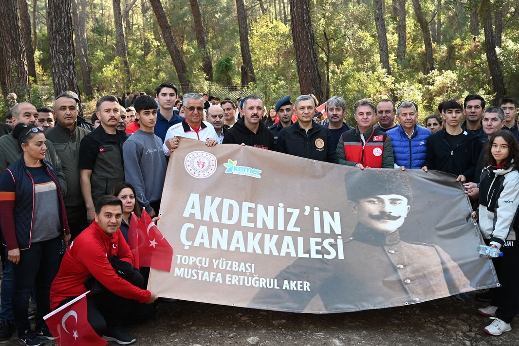 Antalya Kemer'de Kahraman Topçu Yüzbaşı Mustafa Ertuğrul Aker Anıldı