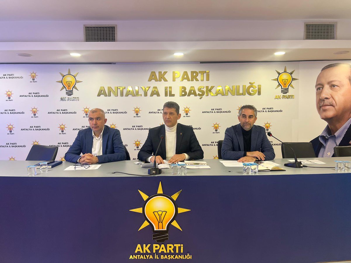 Antalya AK Parti İl Yönetimi Olağan Toplantısını Gerçekleştirdi