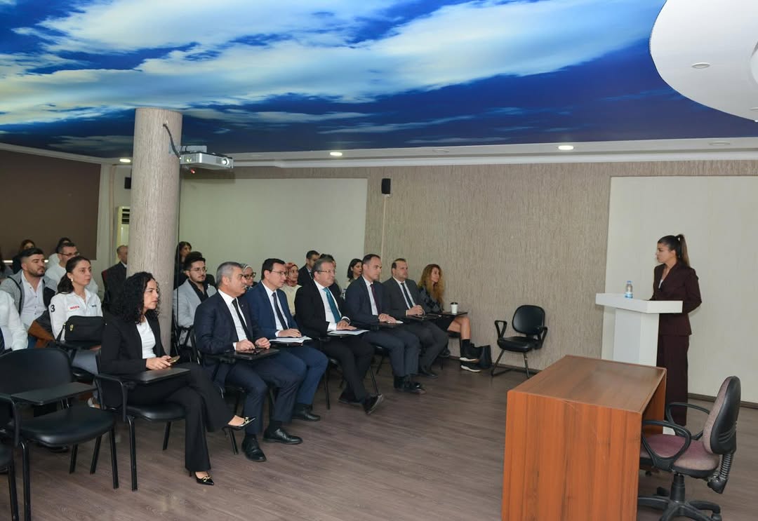 Antalya'da Evde Sağlık Hizmetleri İçin Yıl Sonu Değerlendirme Toplantısı Yapıldı