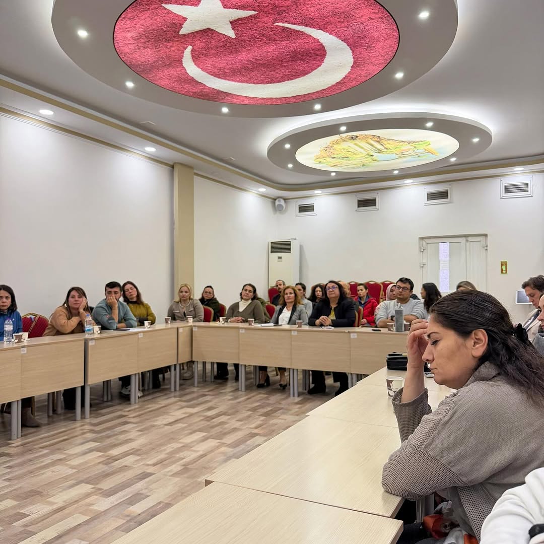 Antalya'da Bağımlılıkla Mücadele Toplantısı: Yapay Zeka Destekli Vaka Değerlendirmesi Ele Alındı