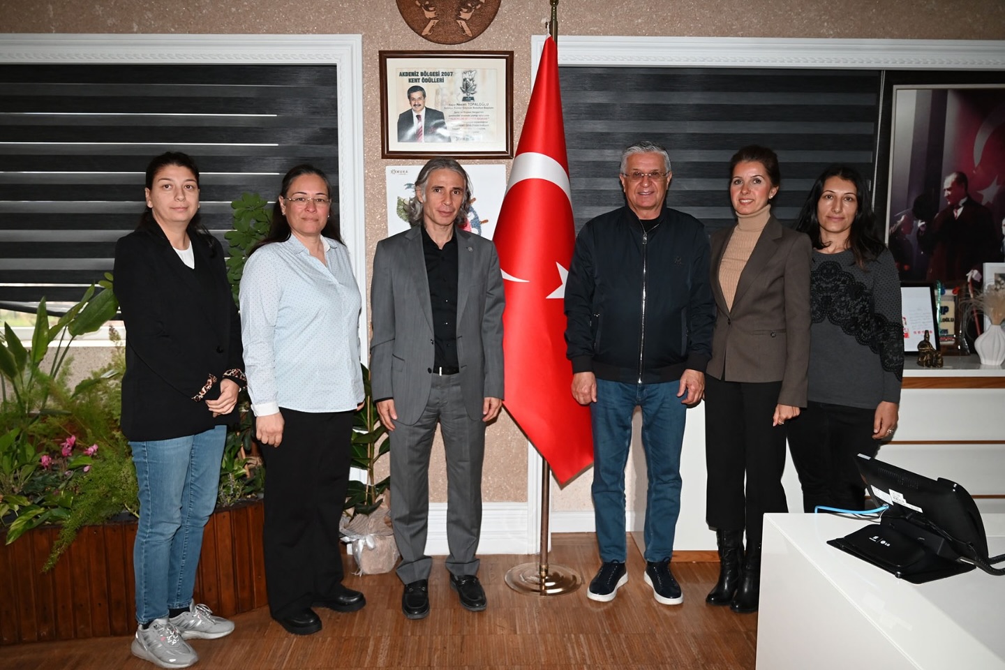 Kemer Belediye Başkanı'na Göynük Ortaokulu'ndan Anlamlı Ziyaret