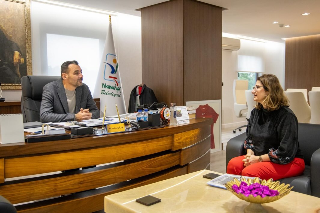 Manavgat'ta Sokak Hayvanları İçin İş Birliği Görüşmeleri