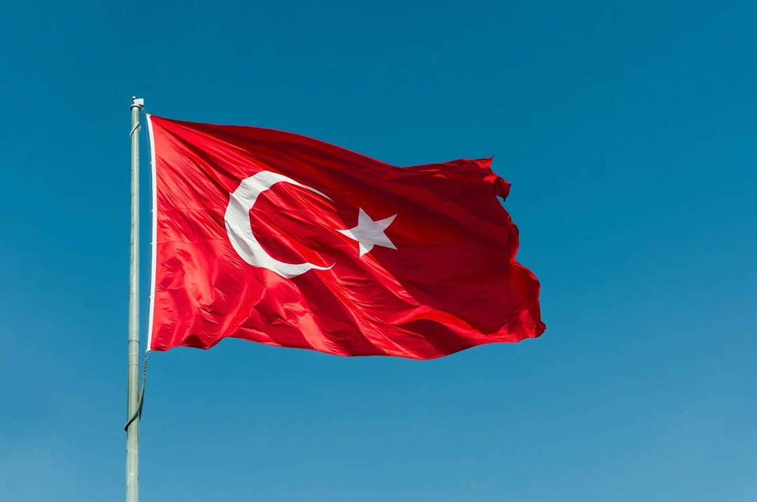 Nusaybin'de Bayrağa Yapılan Saldırı Şiddetle Kınandı