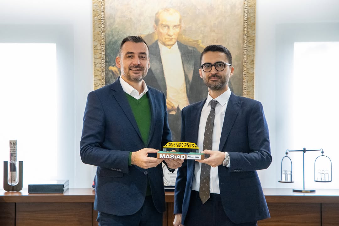 Manavgat İş Dünyası ve Belediye İş Birliği İçin Bir Araya Geldi