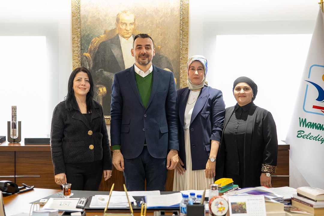 Manavgat'ta Kadın Muhtarların Dayanışma Ziyareti Kent Gündemine Yansıdı