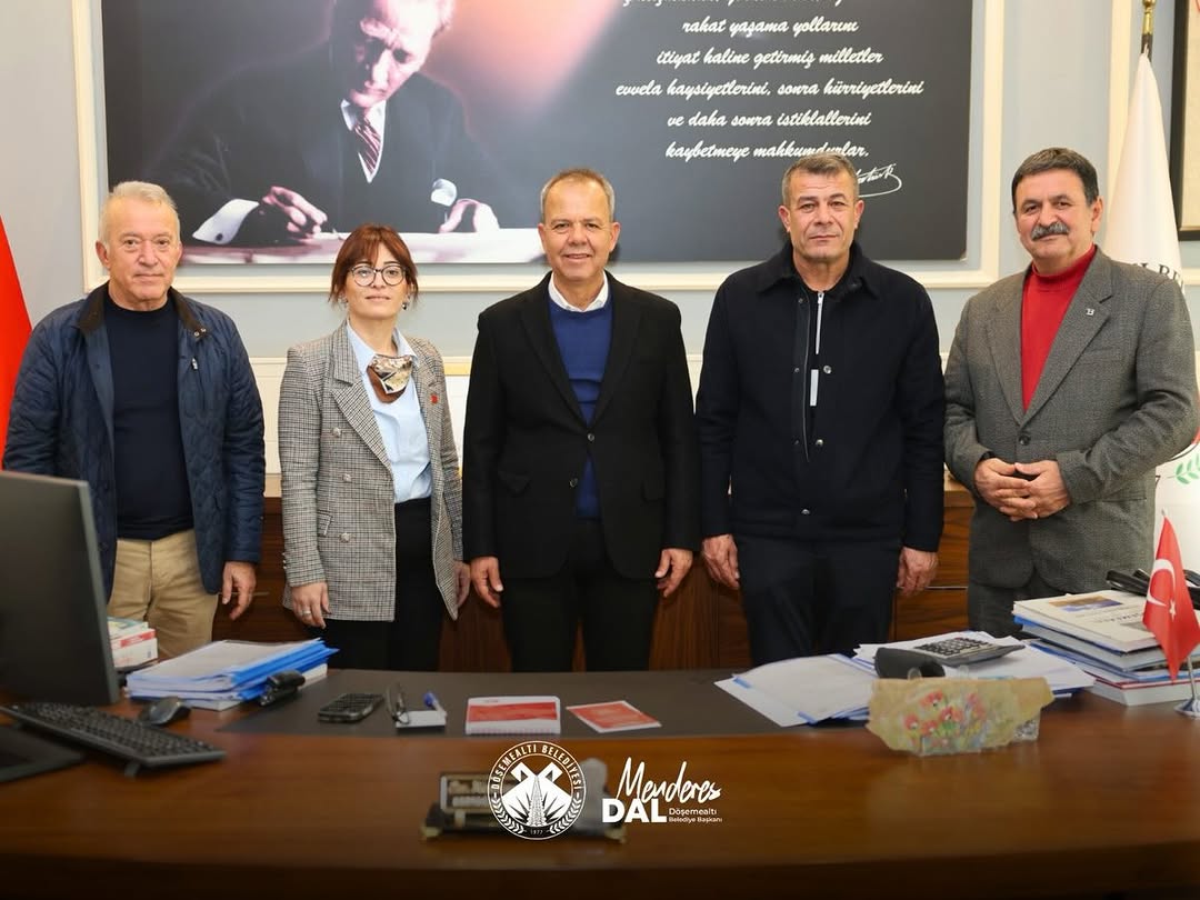 CHP'li Yöneticilerden Döşemealtı Belediyesi'ne Nezaket Ziyareti