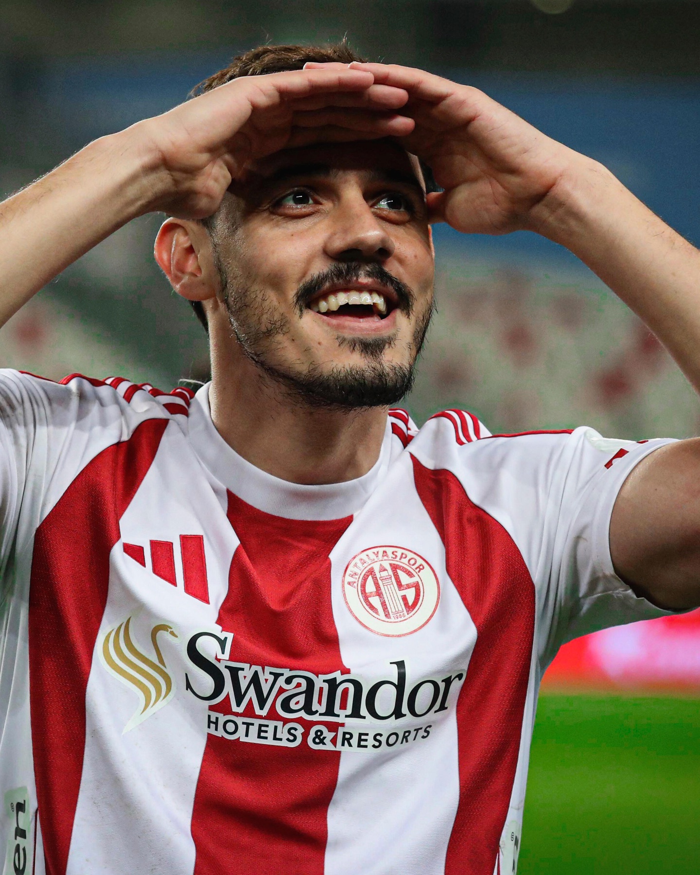 Antalyaspor Taraftarlarından Sosyal Medyada Coşkulu Sabah Selamı