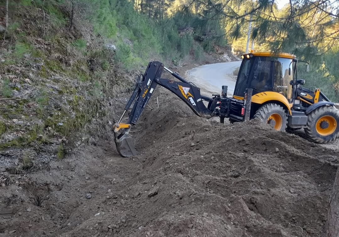 Antalya Büyükşehir Belediyesi Kırsal Mahallelerde Kış Hazırlıklarını Sürdürüyor