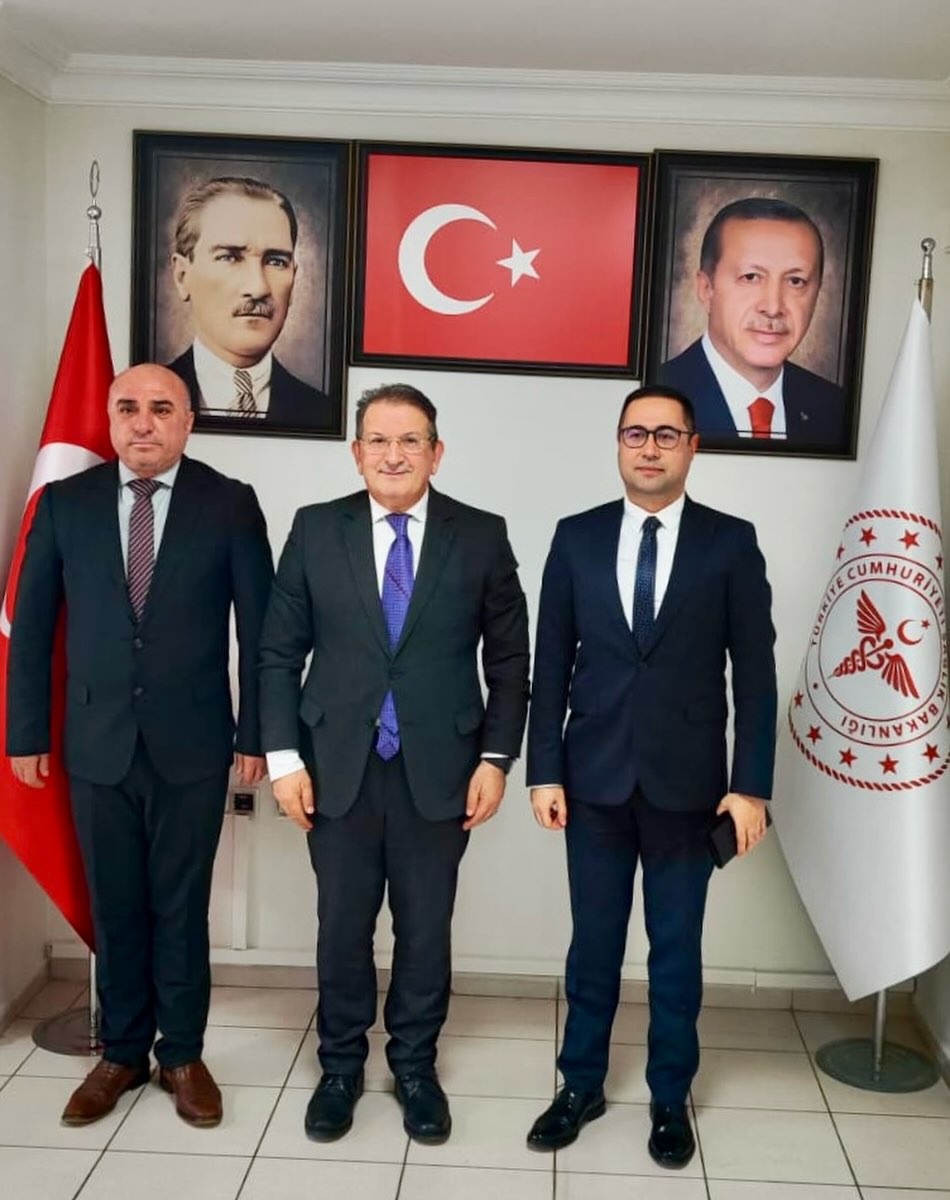 Antalya İl Sağlık Müdürü Özkan, Mahkeme Başkanı ve Gazeteciyi Makamında Ağırladı