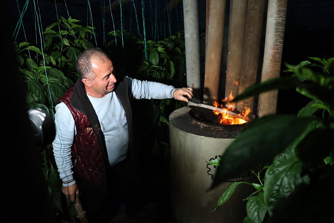 Antalya'da Dijital Tarım ile Sera Üreticilerinin Don Kaygısı Tarih Oldu