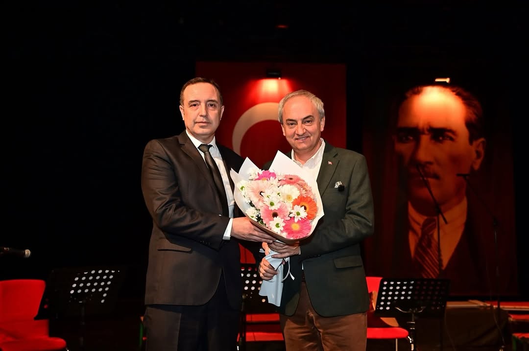 Kepez'de Balkan Türküleri Rüzgarı Esti: Göç Yolunda Ezgiler Buluştu