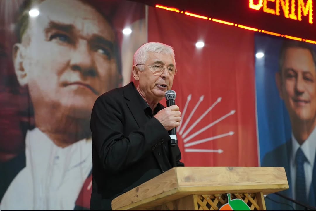 CHP'li İsimler Finike'de Dayanışma Gecesinde Buluştu