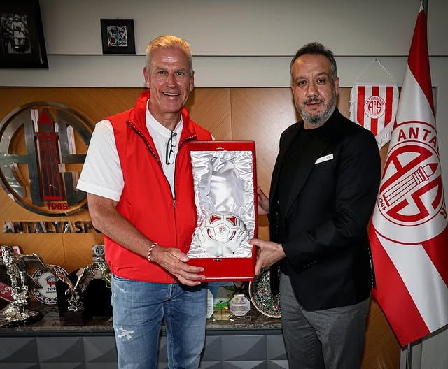 Antalyaspor, Kömmerling ile Sponsorluk Görüşmeleri Yaptı