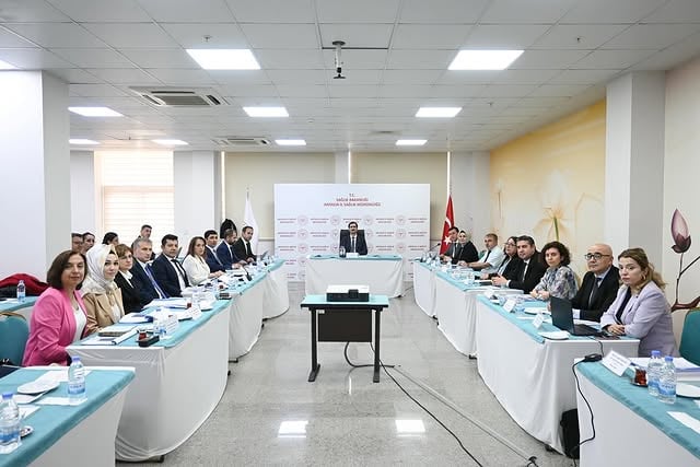Koruyucu Sağlık Hizmetleri ve Birinci Basamak Sağlıkta Antalya'da Değerlendirme Toplantısı Düzenlendi