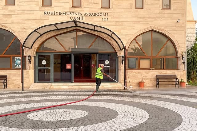 Manavgat Belediyesi Kurban Bayramı Öncesinde Camilerde Temizlik Çalışması Başlattı
