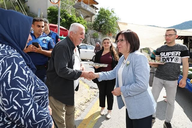 Antalya Akseki'de Bayram Öncesi Esnaf Ziyareti ve Hemşehrilerle Buluşma