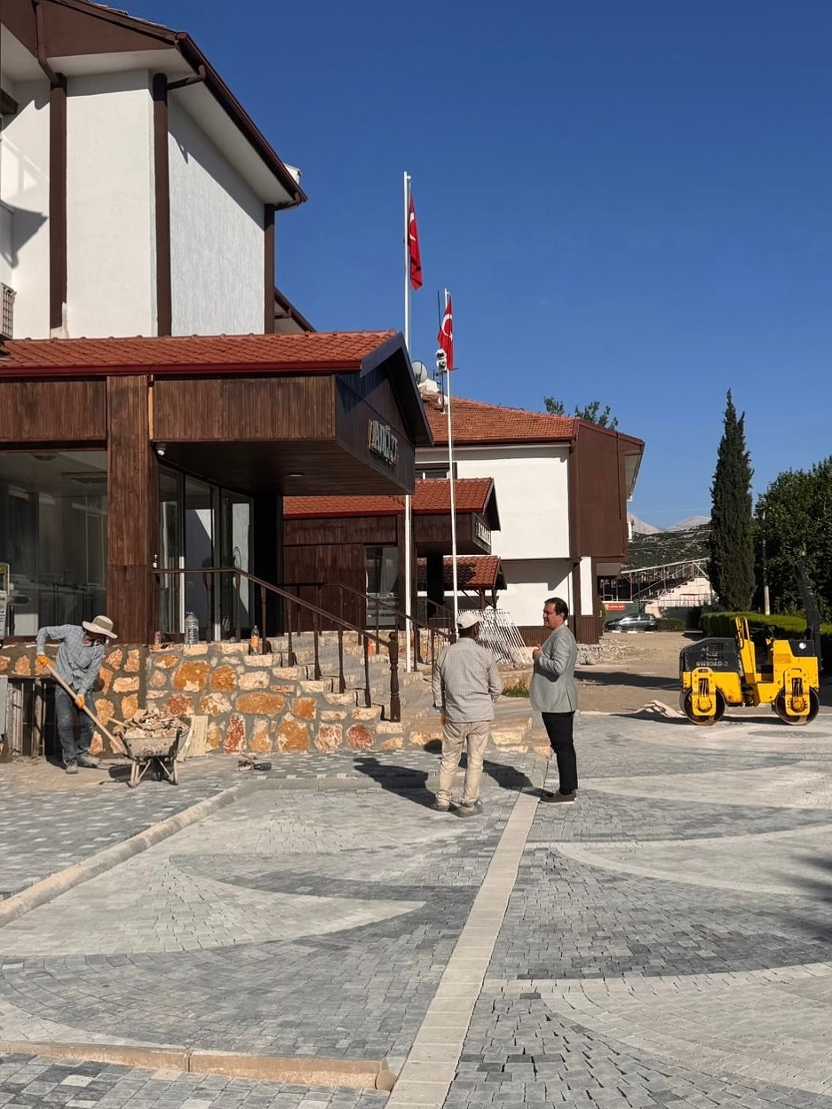 Elmalı Adliye ve Hükümet Konağı Binası Yenileniyor