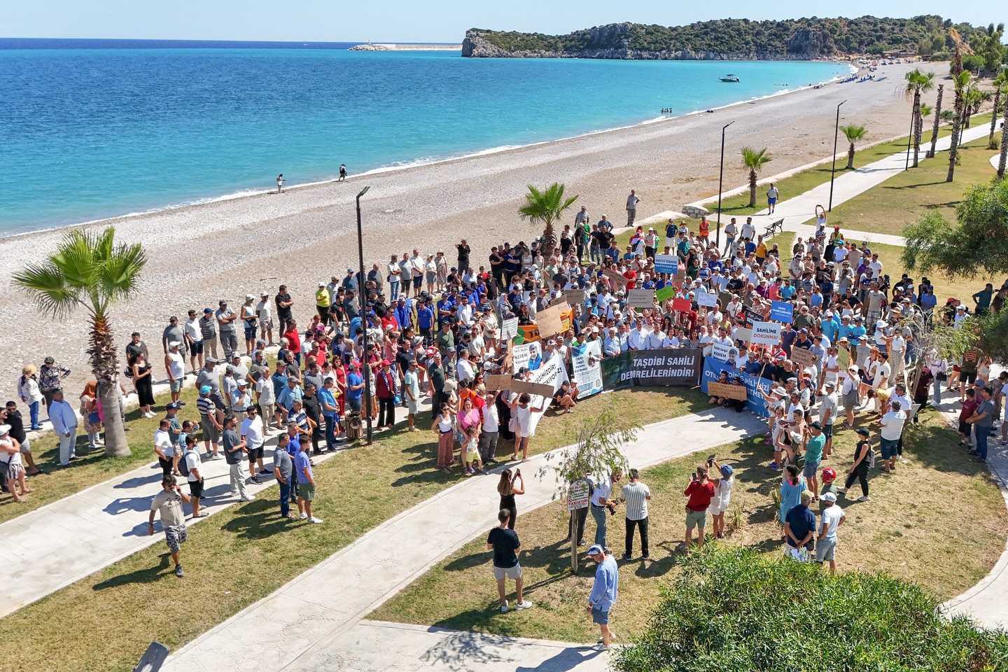 Antalya Demre'de Kıyıların Kamuya Ait Kalması İçin Kararlılık Vurgusu