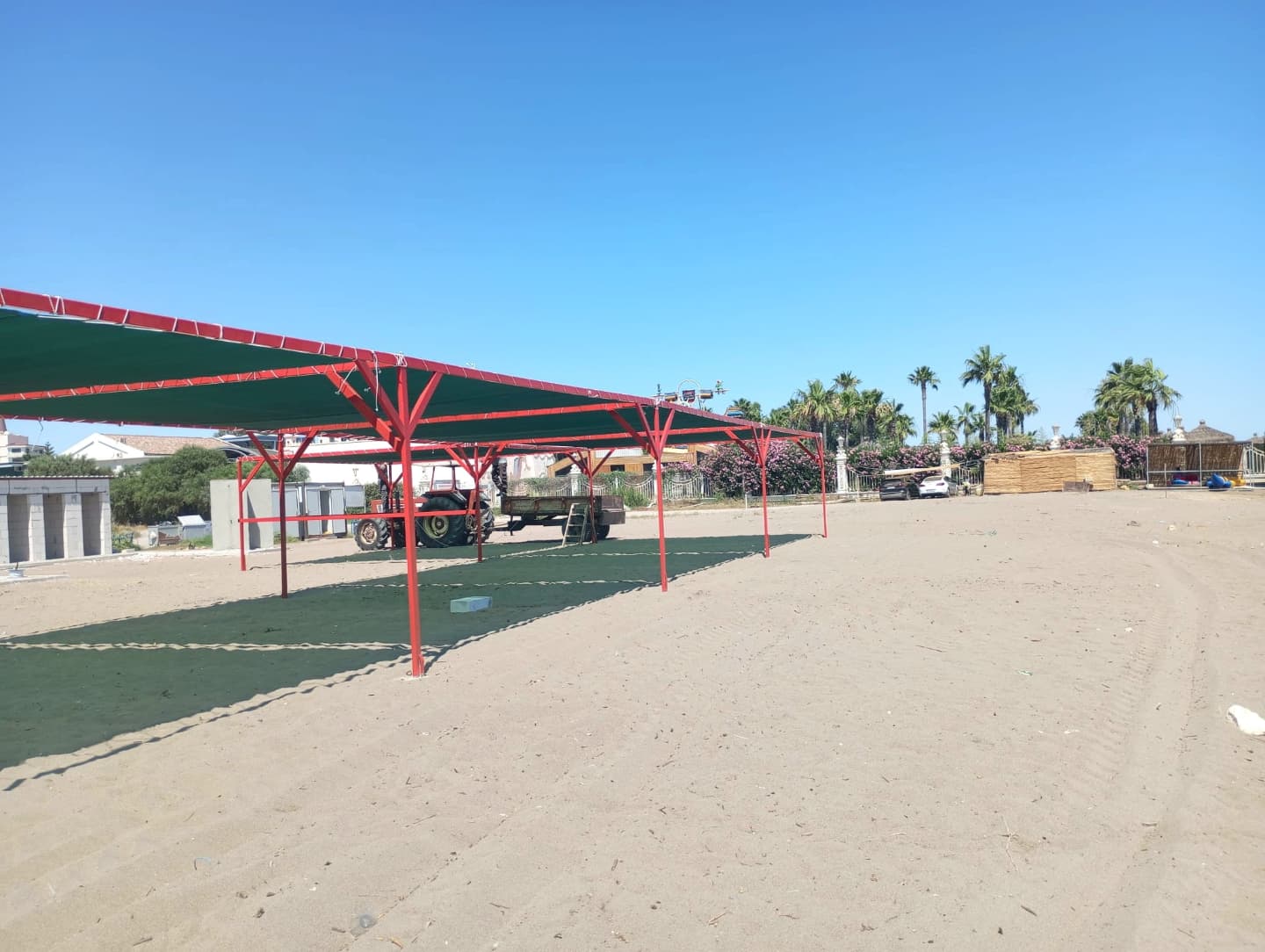 Antalya Aksu Belediyesi Park ve Bahçeler Müdürlüğü'nden Halk Plajları ve Yeşil Alanlara Yatırım