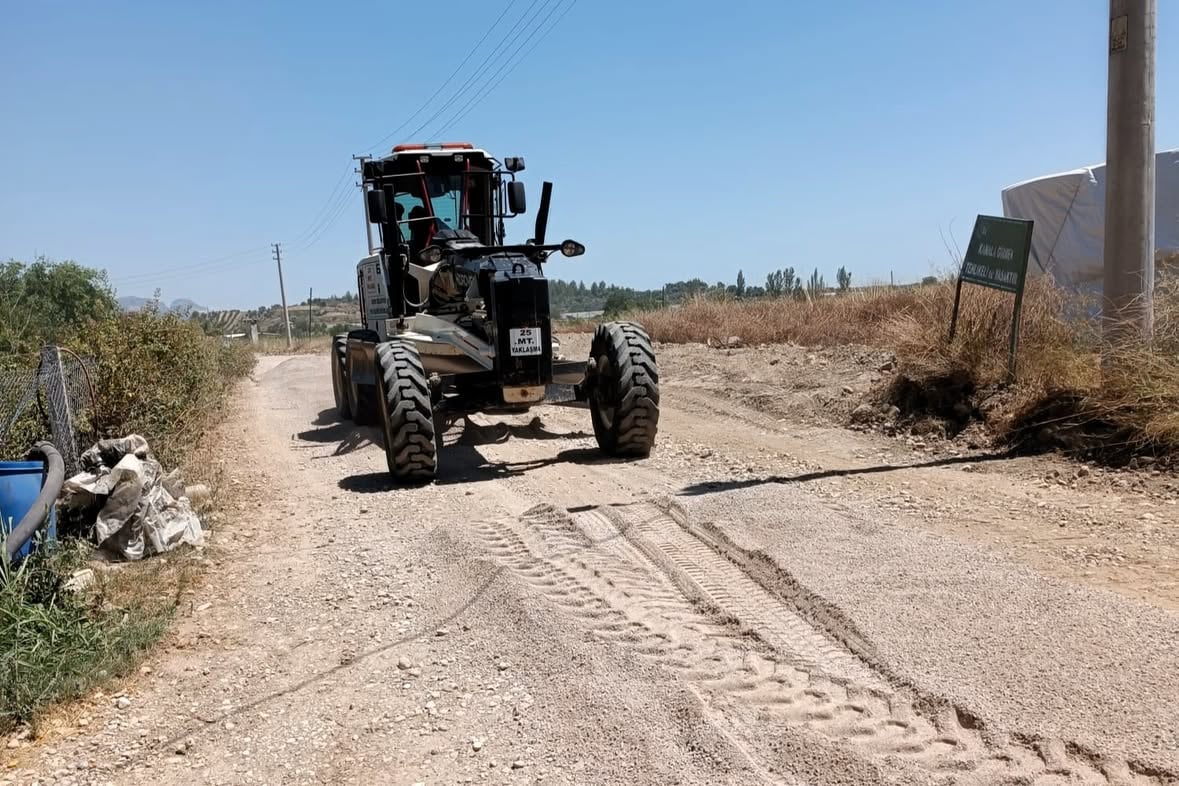 Serik Belediyesi Dorumlar Mahallemizde Asfalt Çalışmalarına Devam Ediyor