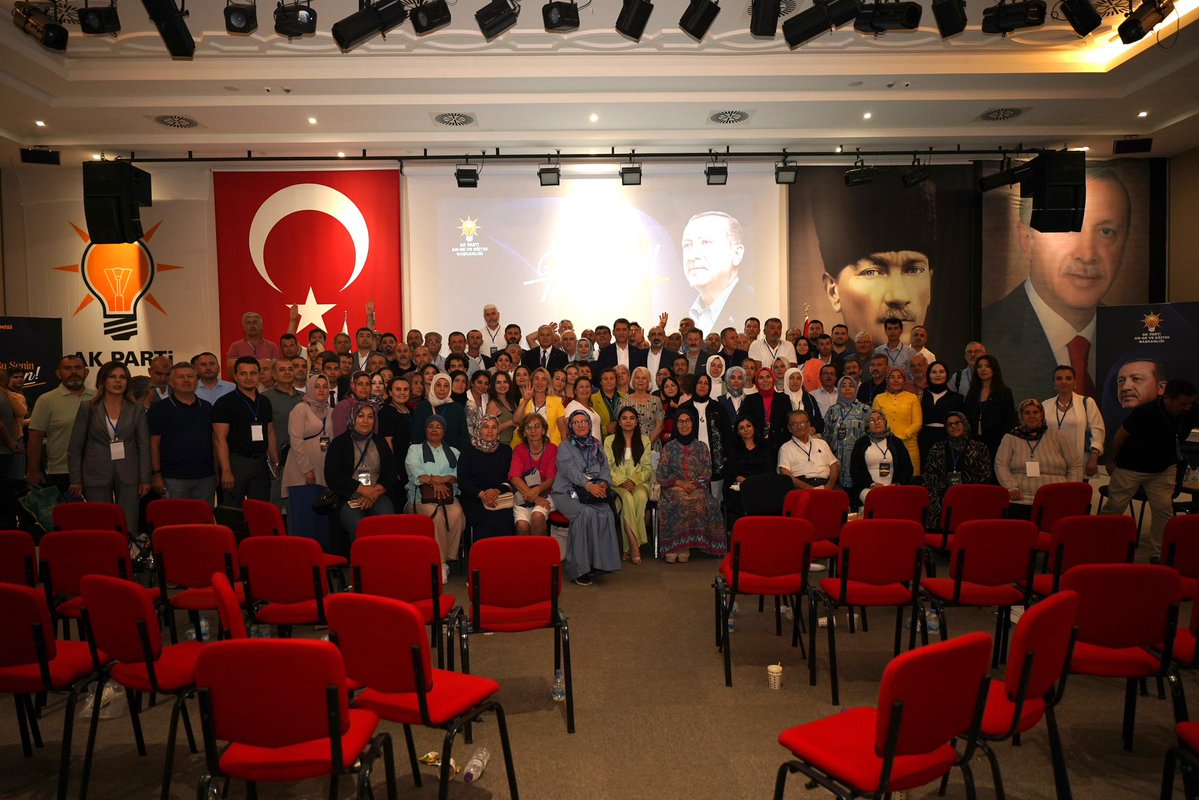 Antalya AK Parti İl Başkanlığı Teşkilat Akademisi Eğitim Programı Tamamlandı