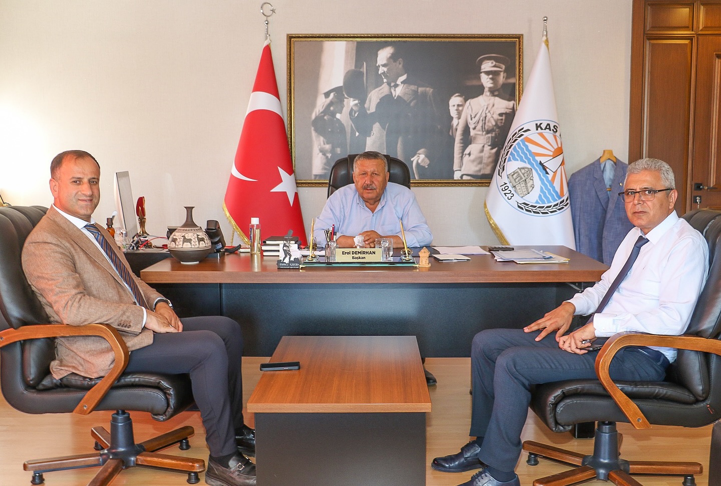 Kaş Belediyesi, Sosyal Hizmet Koordinasyonunu Güçlendirmek İçin Aile ve Sosyal Hizmetler İl Müdürlüğü ile İş Birliği Yapıyor