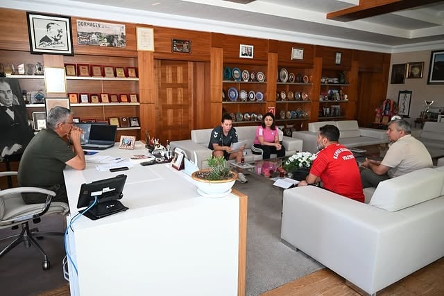 Kemer'de Ücretsiz Spor Kurslarına Yoğun İlgi