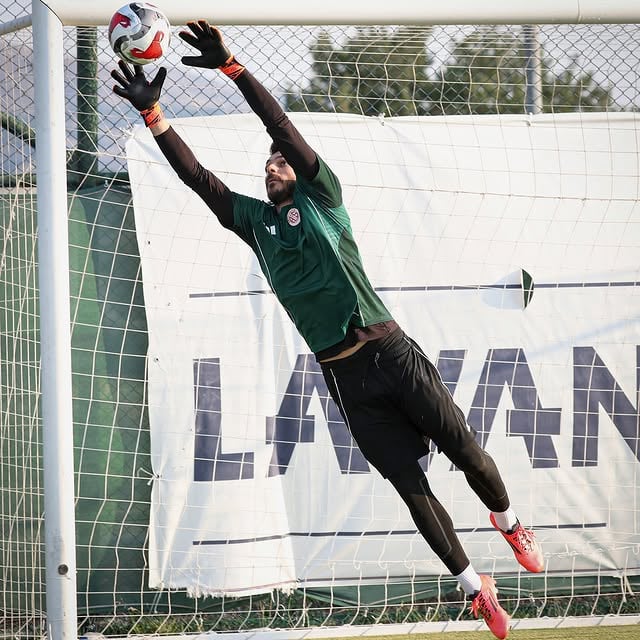 Antalya Spor FK Antrenmanını Tamamladı