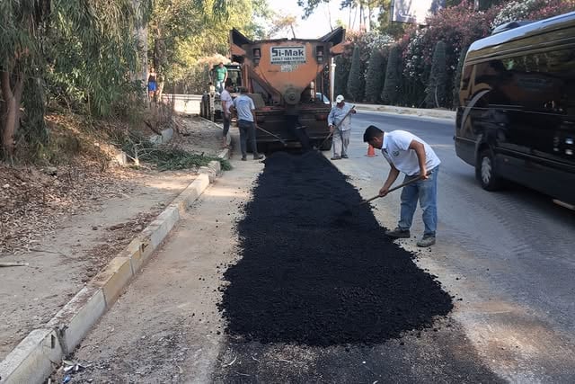 Antalya Serik'te Yol Bakım ve Onarım Çalışmaları Devam Ediyor