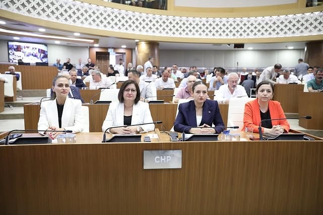 Antalya Büyükşehir Belediyesi Başkan Vekili Büşra Özdemir Seçildi