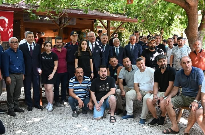 Antalya'da Turizm Güvenliği Toplantısı Yapıldı: Esnaf Sorunları Masada