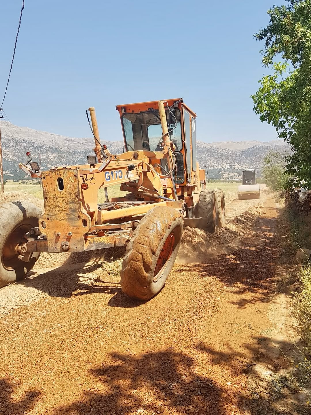 Elmalı Belediyesi Bayındır-Gökpınar Arası Bağlantı Yolunda Çalışmalara Devam Ediyor