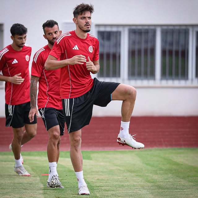 Antalya Spor FK, Burdur Kampında İkinci Antrenmanı Gerçekleştirdi