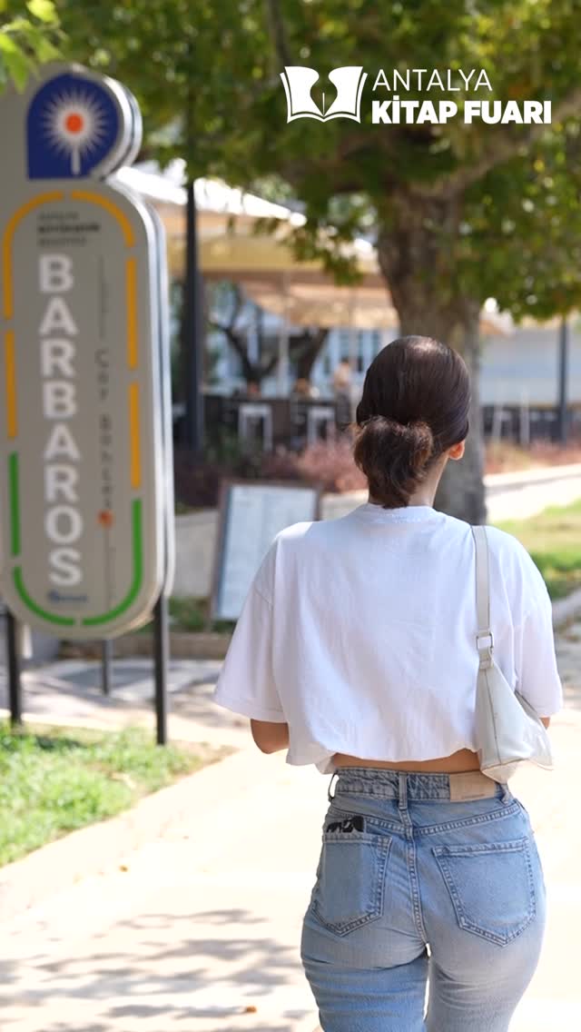Antalya'da Kitap Molası: Barbaros Çay Bahçesi'nde Yeni Kitap Köşesi Açıldı