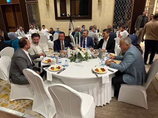 MHP Antalya İl Başkanı Güneş, Antalya Tarım İl Müdürü Erkal'ın Oğlu Ertuğrul'un Düğününe Katıldı