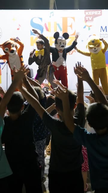 Antalya Kepez'de Sahne Kepez ile Mahallelerde Yaz Coşkusu