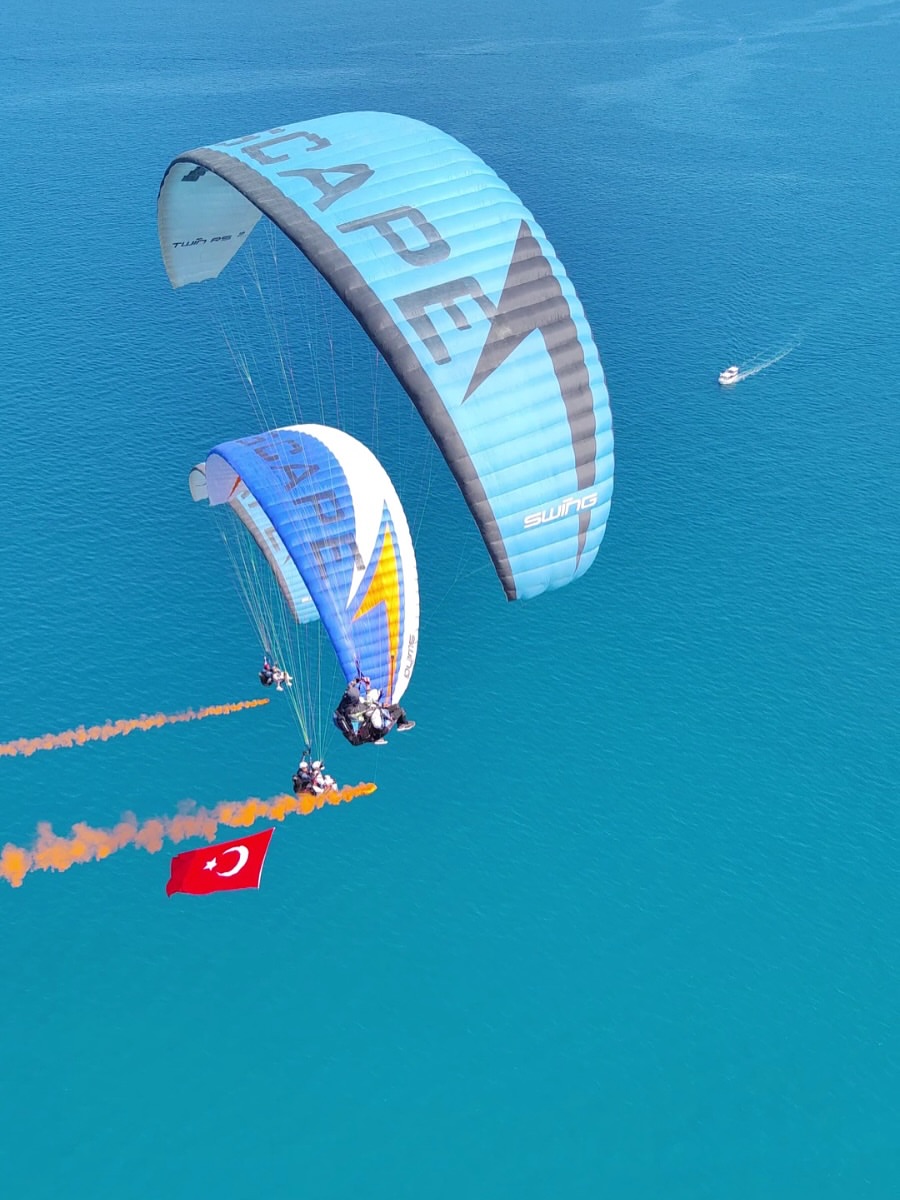 Antalya Kemer'de Gökyüzü Şöleni: Escape Tahtalı Acro Festivali Başlıyor