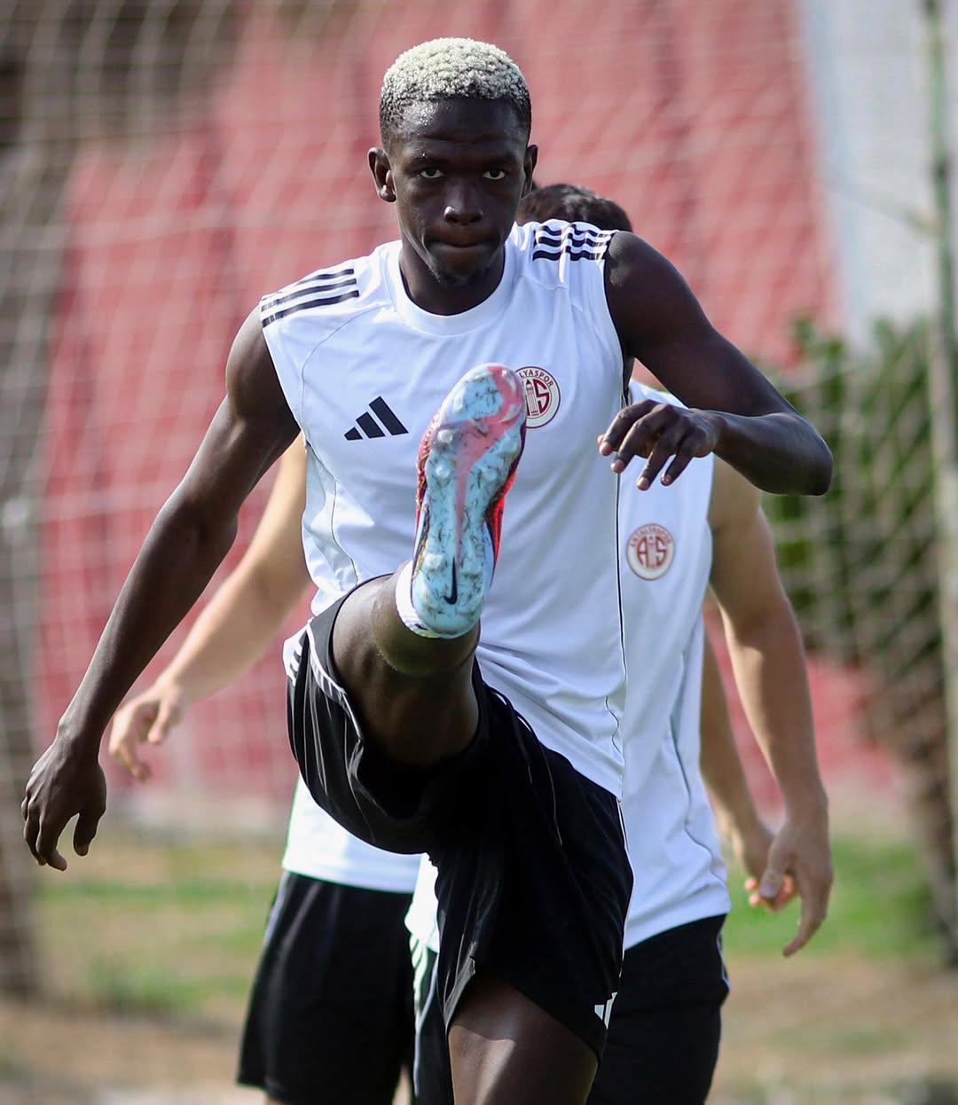 Antalyaspor, Fenerbahçe Maçı İçin Son Hazırlıklarını Tamamladı