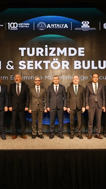 Antalya'da Turizm Eğitimi ve Sektör İş Birliği Masaya Yatırıldı