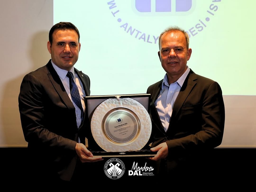 Döşemealtı Belediye Başkanı Menderes Dal, İnşaat Mühendisleri Odası Üye Toplantısına Katıldı