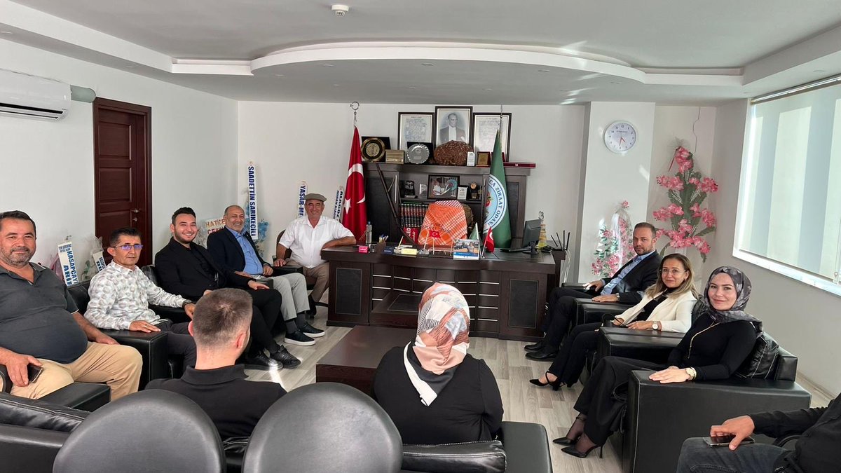 AK Parti Antalya İl Başkanlığı, Finike'de Esnaf ve Üreticilerle Buluştu