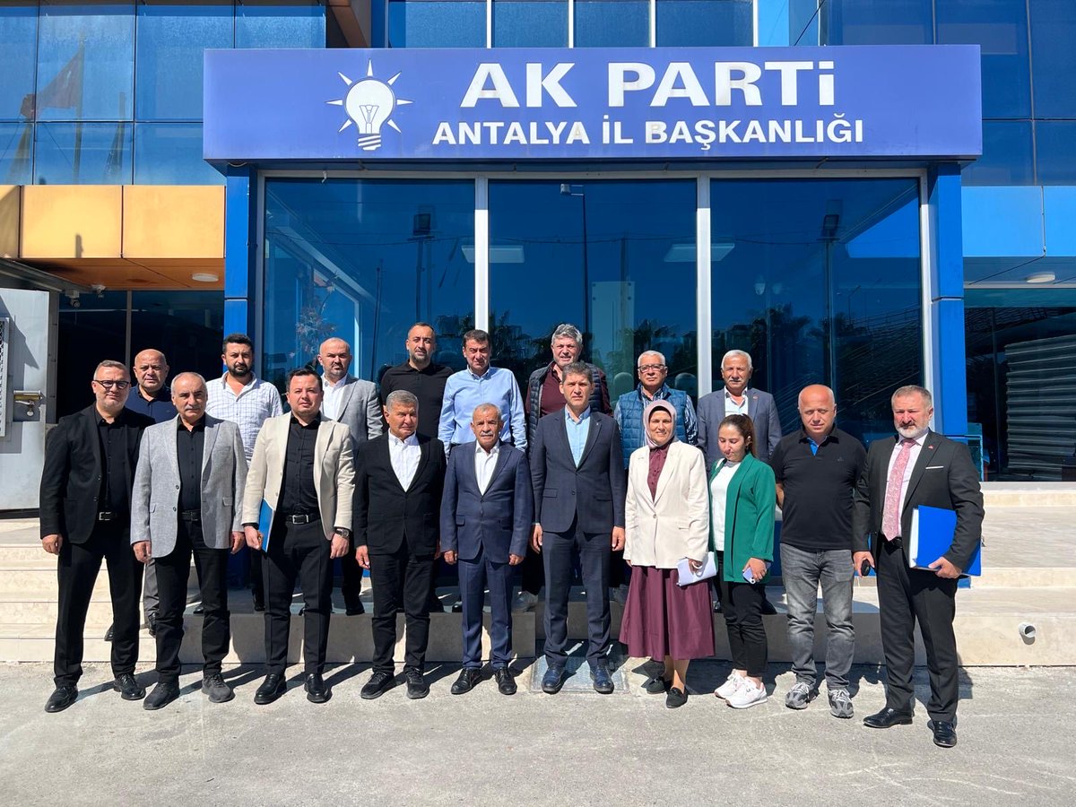 Antalya AK Parti İl Başkanlığı, Büyükşehir Belediye Meclisi Öncesi Grup Toplantısı Yaptı
