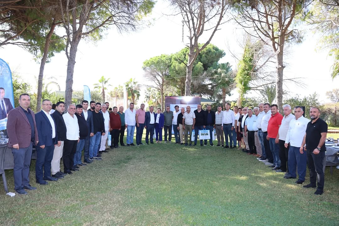Aksu Belediye Başkanı İsa Yıldırım, Muhtarlar Günü'nde Muhtarlarla Buluştu
