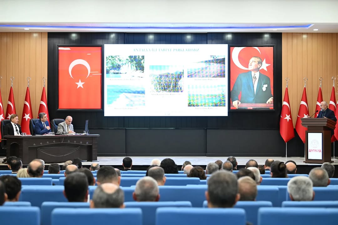 Antalya'da 169 Milyar TL'lik Yatırım Hamlesi: 590 Proje Hayata Geçiyor