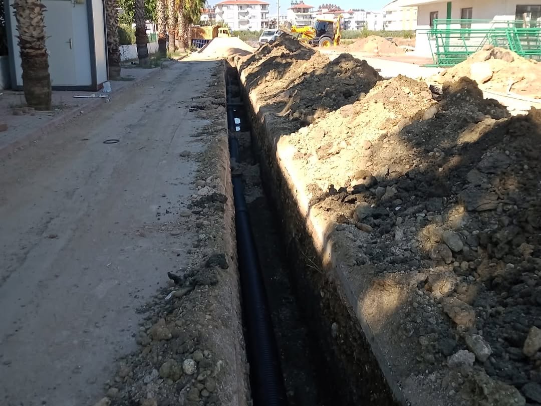 Serik Belediyesi Altyapı ve Yağmur Suyu Çalışmalarını Hızlandırdı